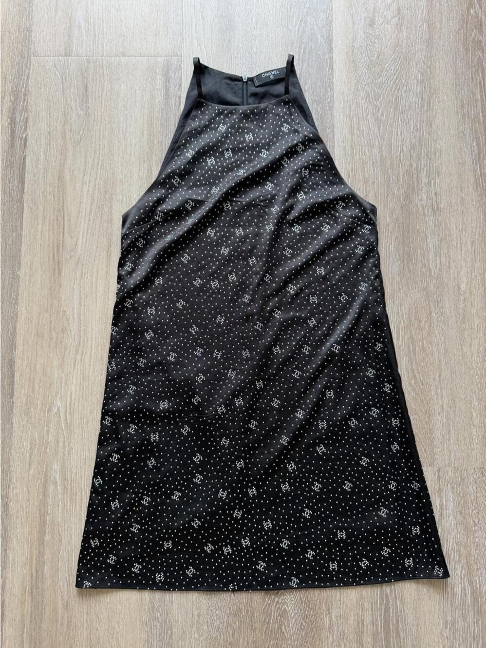Stunning mini black dress